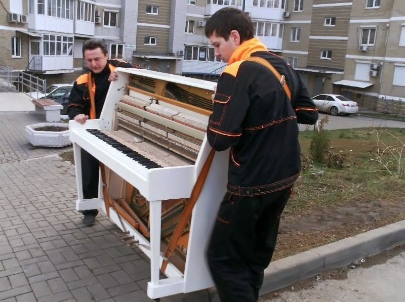 Перевозка пианино и рояля в Прохладном — цена от 867 руб., грузчики, упаковка — Мастер24
